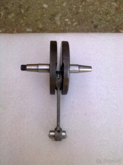 PIONIER MOTOR+KLUKA +VALEC 20,21 - 9