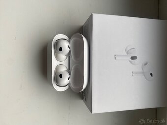 Apple AirPods Pro (2. generácie) s MagSafe puzdrom (USB-C) - 9