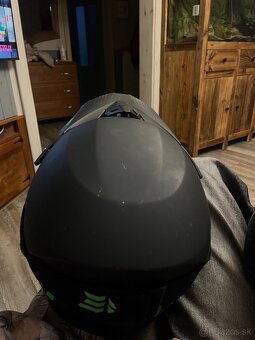 Prilba - 9
