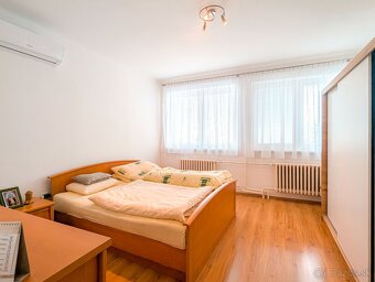 Polyfunkčná budova na 7,5a pozemku pri hlavnej ceste - 9