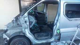 Renault Trafic Opel Vivaro - 9