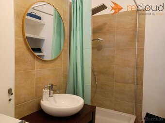 Prenájom 4-i. bytu v centre, s terasou, možnosť parkovať vo - 9