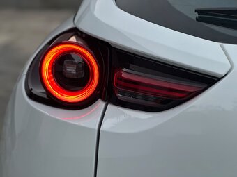 Mazda MX-30 e-Skyactiv Exclusive-line r.04/2024 - 9