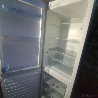 Whirlpool.... chladnička s mrazničkou dole - 9