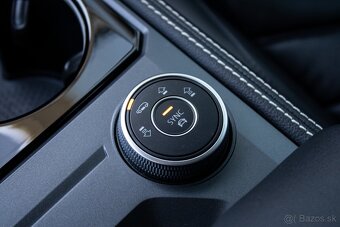 VOLKSWAGEN TOUAREG 3.0 V6 TDI ELEGANCE 4MOTION TIPTRONIC - 9