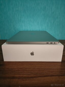 MacBook Pro 2019 | i5 • 8GB • 256GB SSD - 9