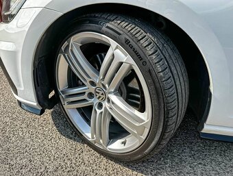 Volkswagen Golf 7 R 2.0 TSI BMT R 4MOTION - 9