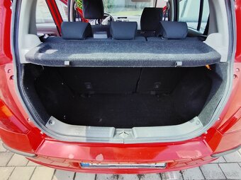 Predám Suzuki Swift 1.3 benzin - 9