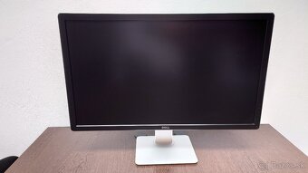 Dell Ultrasharp UP3216Q, UHD 4k 3840 x 2160 - 32" - 9