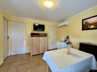 MAĎARSKO - MEZŐKÖVESD PENZIÓN S 11 APARTMÁNMI, TERASA, ALTÁ - 9