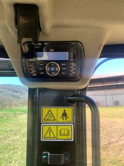 CAT 305E2 + Rototilt - 9
