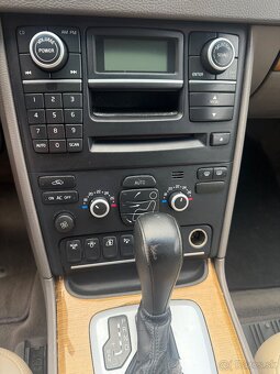 Volvo XC90 7-miestné - 9
