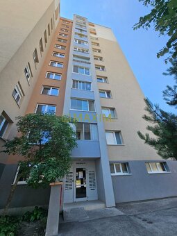 Ponúkame na predaj 4-izbový byt na Hálovej ulici v Bratislav - 9