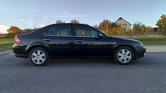 Ford Mondeo Ghia 2.0 TDCi - 9