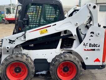 Smykový kolový nakladač Bobcat S530 - 9