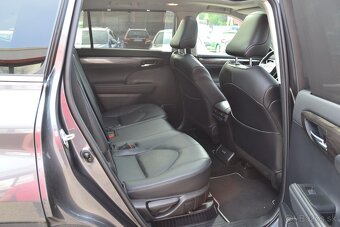 Toyota Highlander 2,5 Hybrid Dynamic Force AWD E-CVT - 9