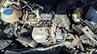 Škoda Roomster Praktik 1,2TSI 63kw kód CBZ 2007 - 9