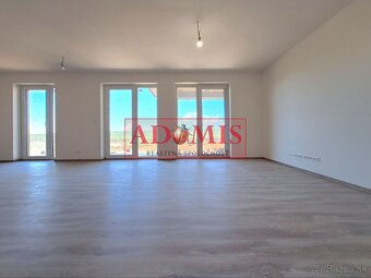 Predáme 4izbový bungalov 131m2 Cestice,ČOV,teraska,obecná vo - 9