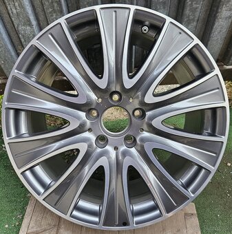 Atraktívne, nové, originálne disky Mercedes - 5x112 r18 - 9