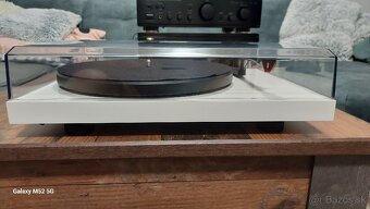 Pro-ject DEBUT CARBON - 9
