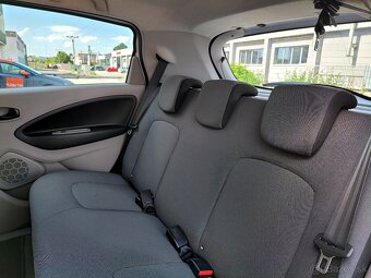 RENAULT ZOE 41KW, 2015, INTENS, 1.MAJITEL, NOVE STK - 9