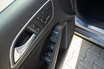 Mercedes Benz A45 AMG - 9