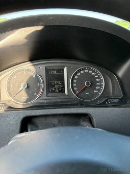 Volkswagen Transporter T5 2.0 TDI - 9