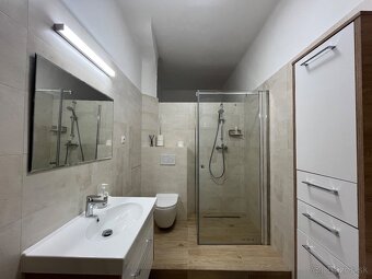 TICHÝ 2-IZBOVÝ BYT, KOMPLETNE ZARIADENÝ, PARKOVANIE, ŠANCOVÁ - 9