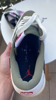 Air Jordan 1 Low OG “Olive” Travis Scott - 9