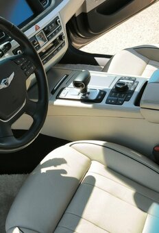 GENESIS G80 facelift AWD Automat 8-st - 9
