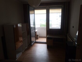 Trojizbový byt Liptovský Mikuláš, sídlisko Podbreziny - 9