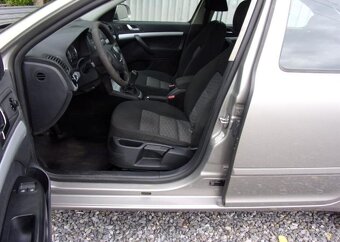 Škoda Octavia 1.4i 59kW 146 000KM TAŽNÉ ZAŘ benzín manuál - 9