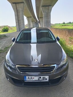 PEUGEOT 308 1.2 STYLE - 82 tis. km - 9
