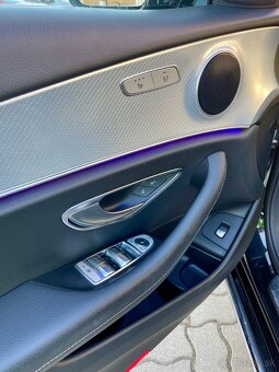 TOP CENA Mercedes-Benz E 300de Plug-in Hybrid 2019/12 - 9