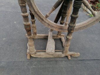 Predám starožitný kolovrátok - 9