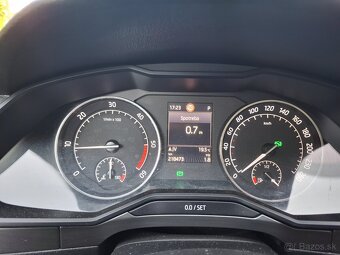 Škoda superb 3 2.0 tdi 4x4 dsg - 9