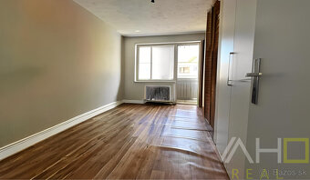 3‑izbový byt (85 m²) s garážou a loggiou v obci Hrádok - 9