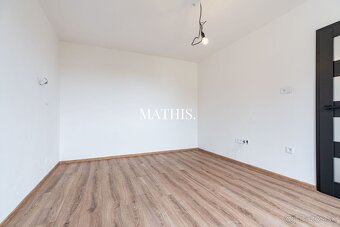 NA PREDAJ kompletne zrekonštuovaný 2 izbový byt na ul. Dukel - 9