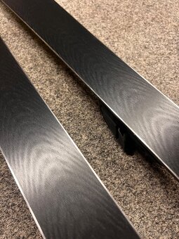 Junior lyže Vōlkl Racetiger SL - 130cm - 9