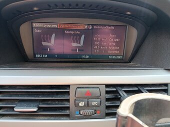 BMW 318d + ťažné - 9