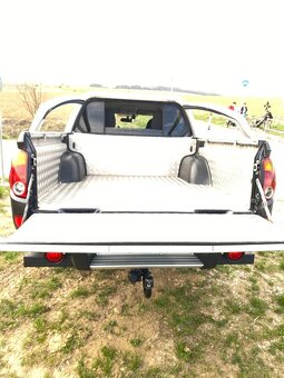 Mitsubishi L200 - 9