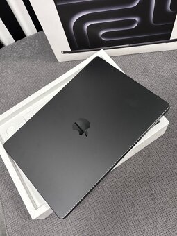 MacBook Pro M4 14” nepouživany - 9