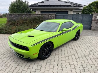 Dodge Challenger 5,7 V8 Hemi RT 280kw Manuál. CZ Papíry - 9