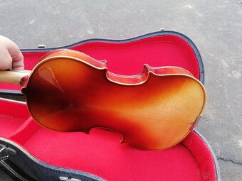 Predám starožitné husle a drevená flauta - 9