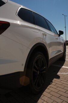 Volkswagen Touareg 3.0 V6 TDI SCR Atmosphere 4Motion Tiptron - 9