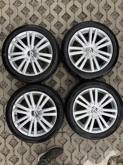 VW elektróny R17 5x112 s letnými pneumatikami 225/45 R17 - 9