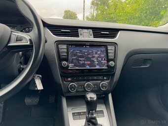 Škoda Octavia 2.0TDI Tažné Navi Elegance Vyhrev ROZVODY - 9