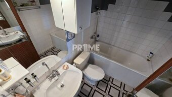 Dvojgarsónka, 2 x loggia, východná orientácia, Gessayova, Pe - 9