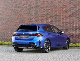 BMW M135i M SPORT xDrive Individual, AT, 300PS - 9