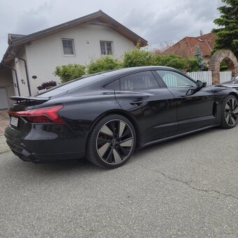 Audi etron GT RS 39000km 2022/23 v záruke DPH - 9